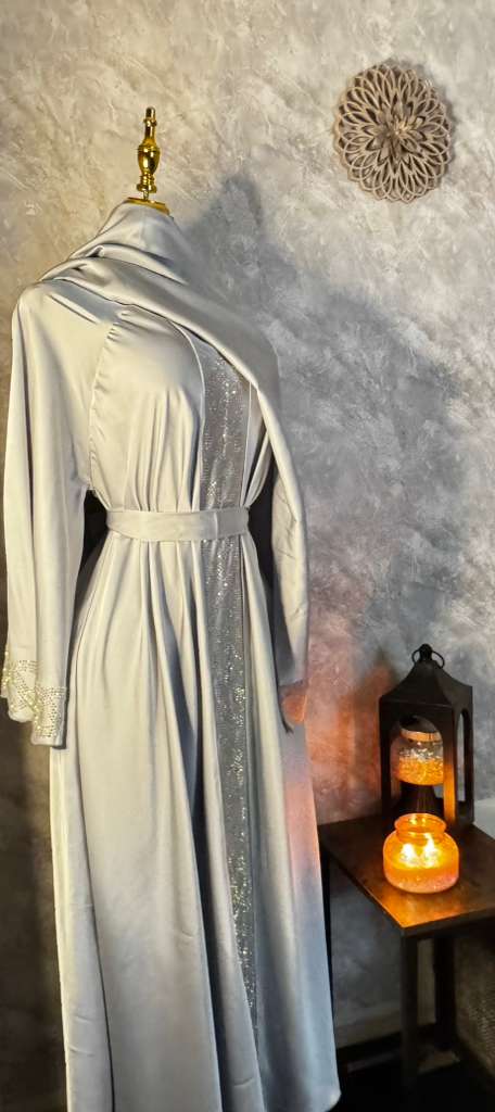 Amara Abaya - Look 3