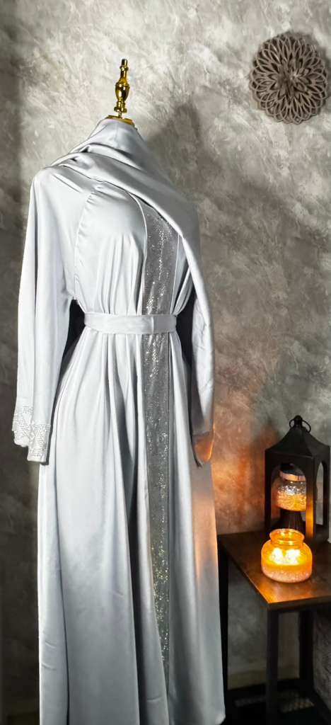 Amara Abaya - Look 5